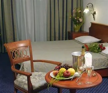 Laodamia Hotell Néa Ankhíalos