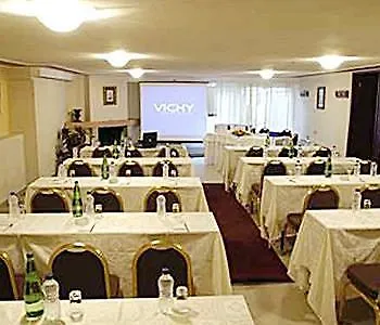 Hotell Laodamia 4*