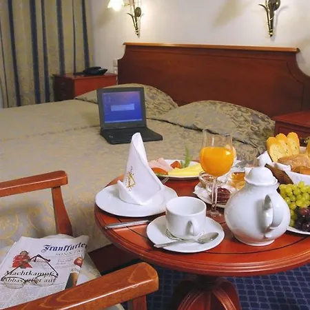 Hotell Laodamia 4*